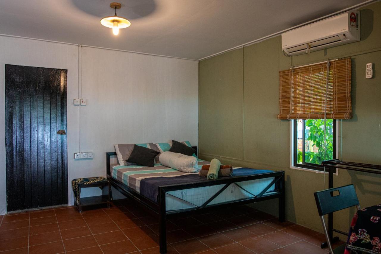Tioman Cabana Bed & Breakfast Kampong Ayer Batang ภายนอก รูปภาพ