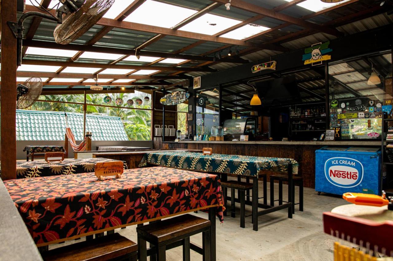 Tioman Cabana Bed & Breakfast Kampong Ayer Batang ภายนอก รูปภาพ