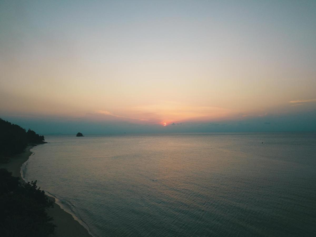 Tioman Cabana Bed & Breakfast Kampong Ayer Batang ภายนอก รูปภาพ